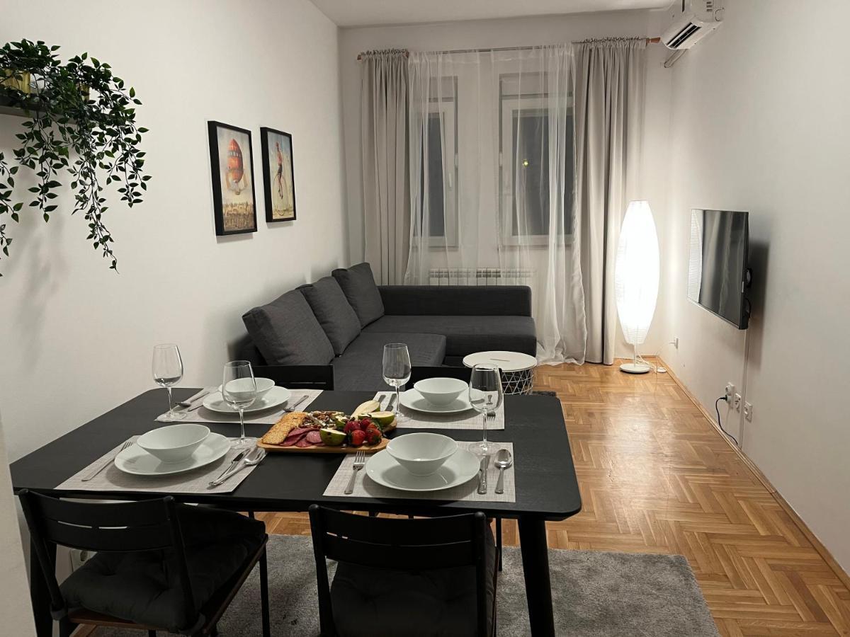 Apartment Ana - City Center Belgrado Exterior foto