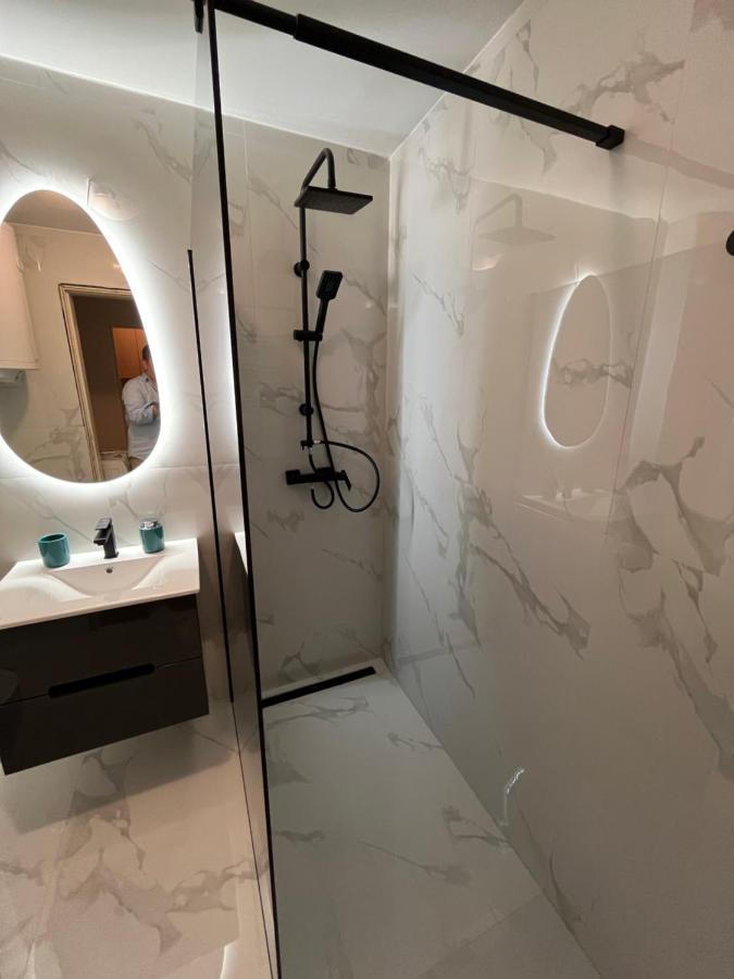 Apartment Ana - City Center Belgrado Exterior foto
